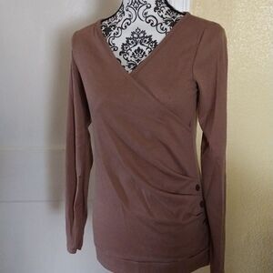 NWT MIMIGOGO  Brown  Long Sleeve Wrap Waffle  Knit TopButton       Size S
